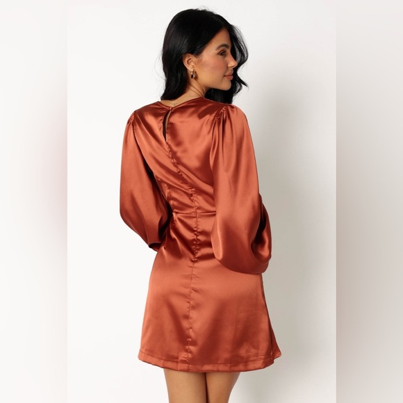 Petal & pup satin rust faux wrap long balloon sleeve mini dress nwot - Picture 4 of 5